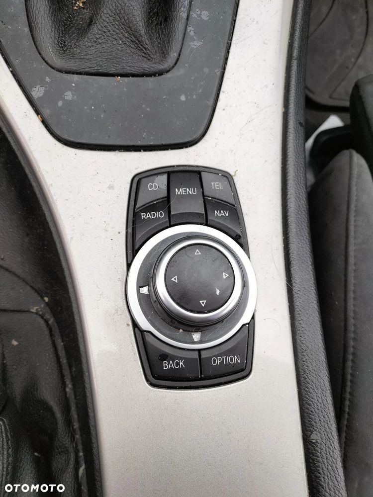 KOMPLET RADIO STACJA CIC WYŚWIETLACZ IDRIVE PANEL BMW E91 LIFT KOD LAK. TITANSILBER 354 - 3