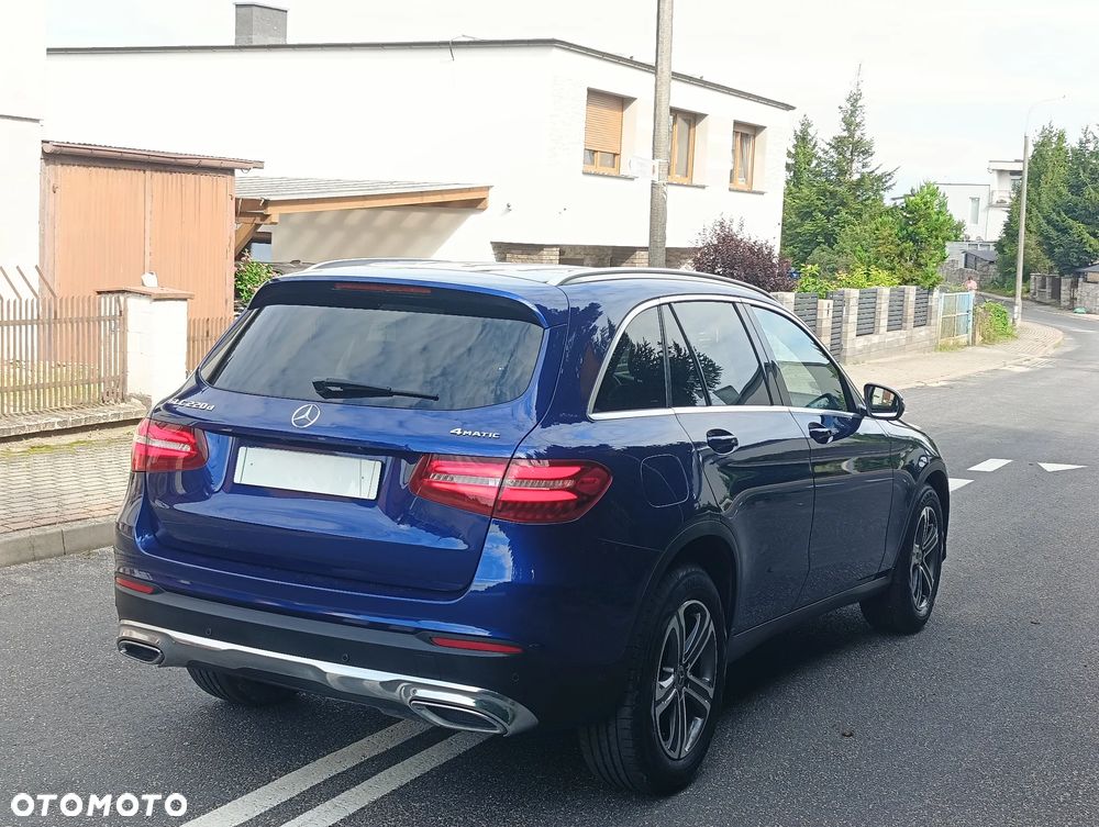 Mercedes-Benz GLC 220 d 4Matic 9G-TRONIC AMG Line - 1