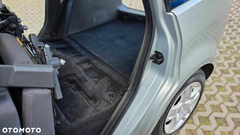 Ford C-MAX - 34