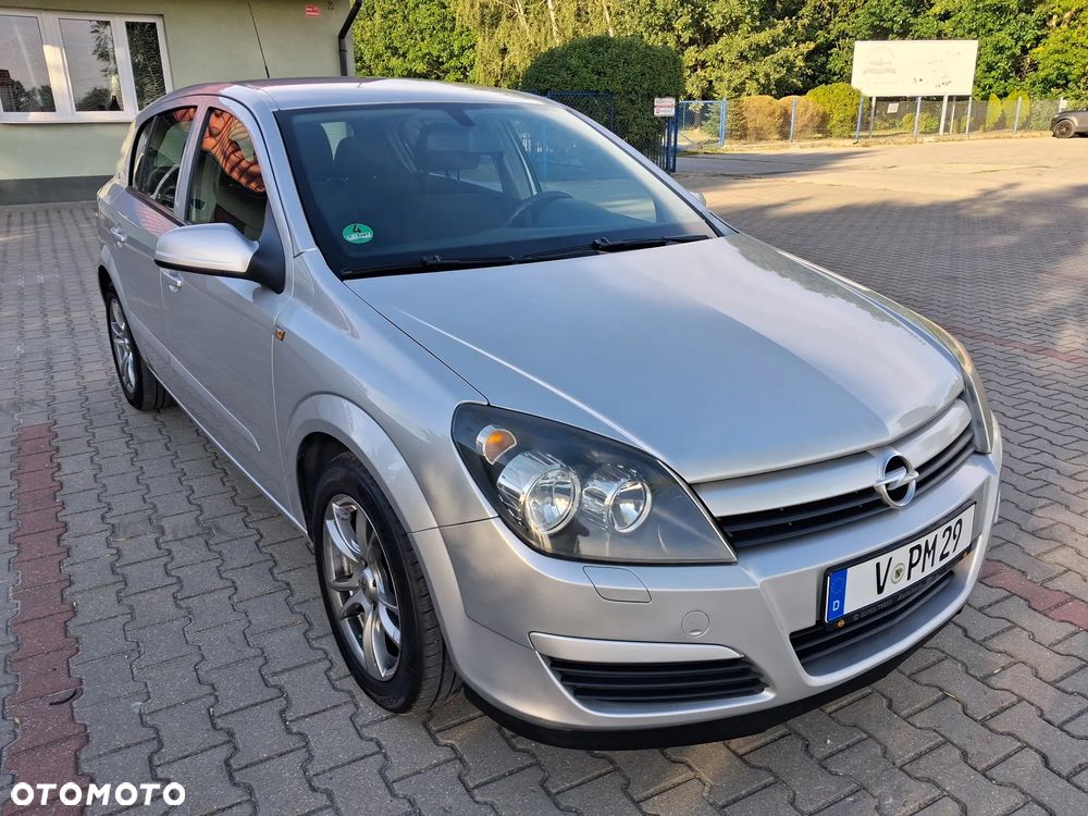 Opel Astra - 1