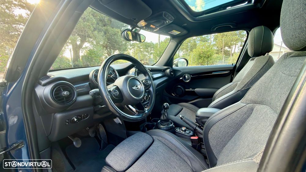 MINI 5 Portas Cooper D - 9