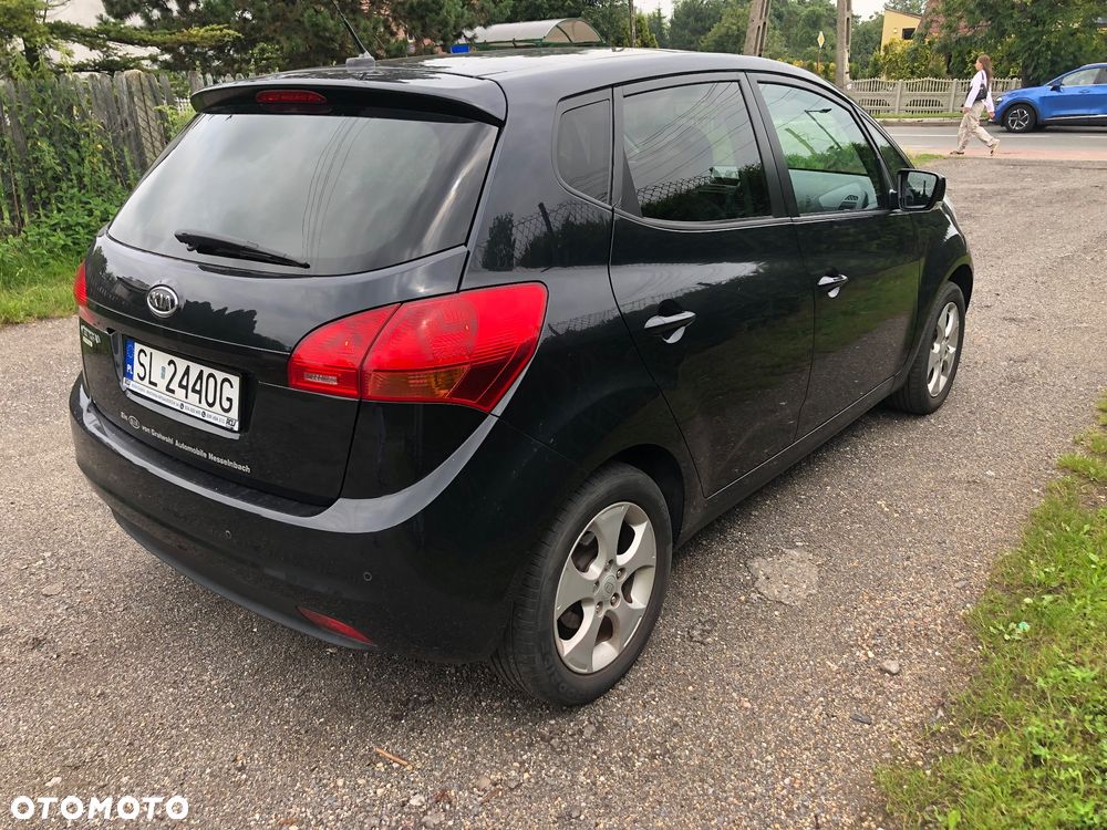 Kia Venga - 9