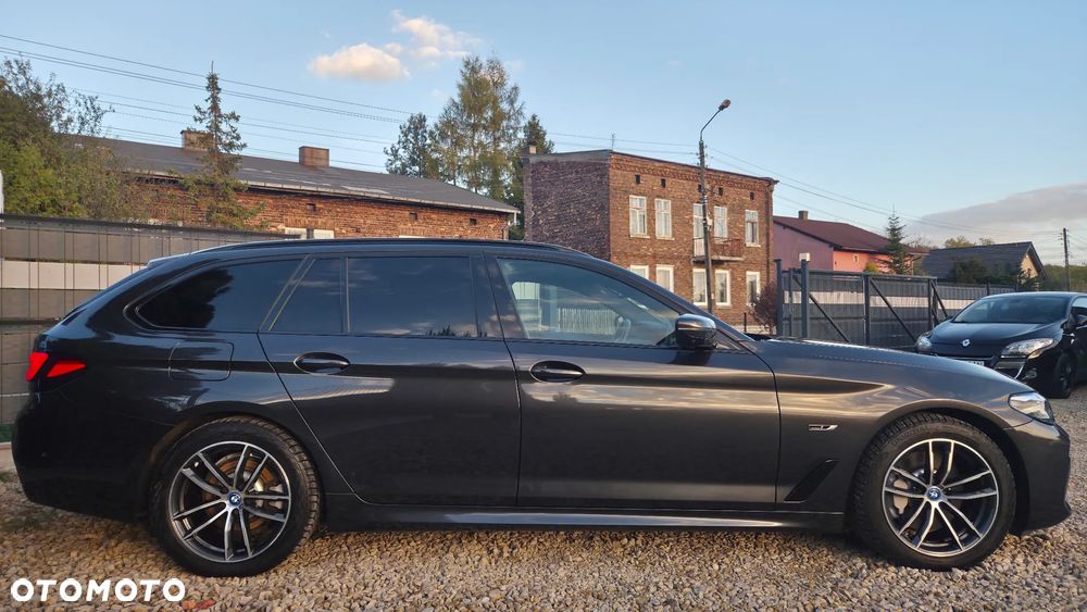 BMW Seria 5 530e xDrive M Sport sport - 19