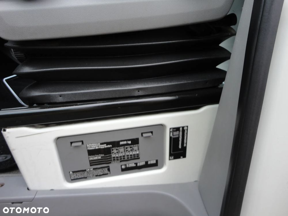 Volkswagen Crafter - 15