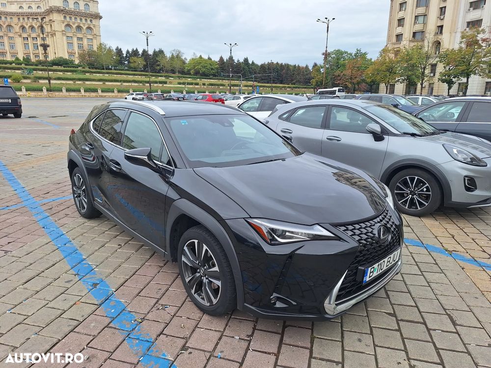 Lexus UX 250h 2.0L HEV 20H- (178 HP) 4X4 CVT Special Edition - 13