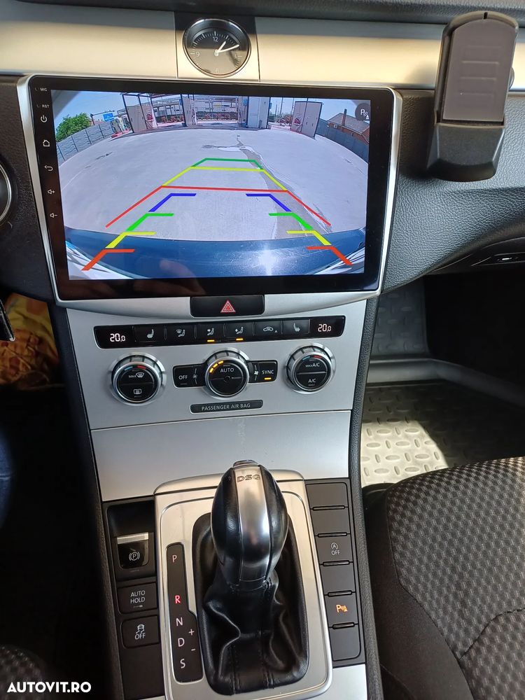 Volkswagen Passat 2.0 TDI Blue TDI DSG Comfortline - 8