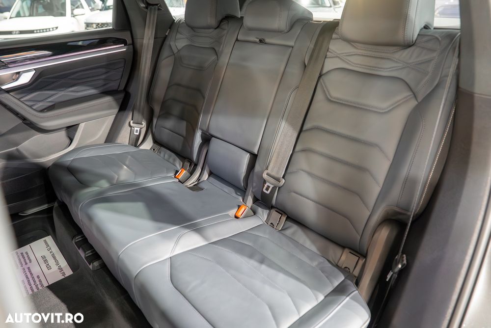 Volkswagen Touareg 3.0 V6 e-Hybrid 4Motion Aut. Elegance - 23