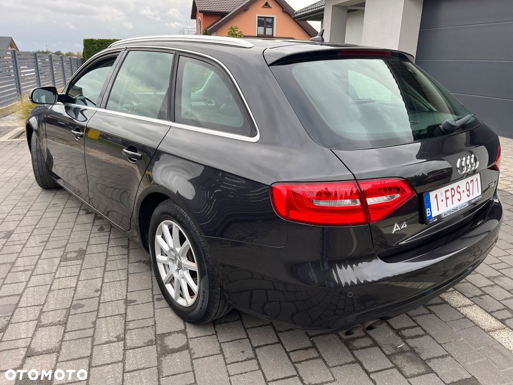 Audi A4 Avant - 11