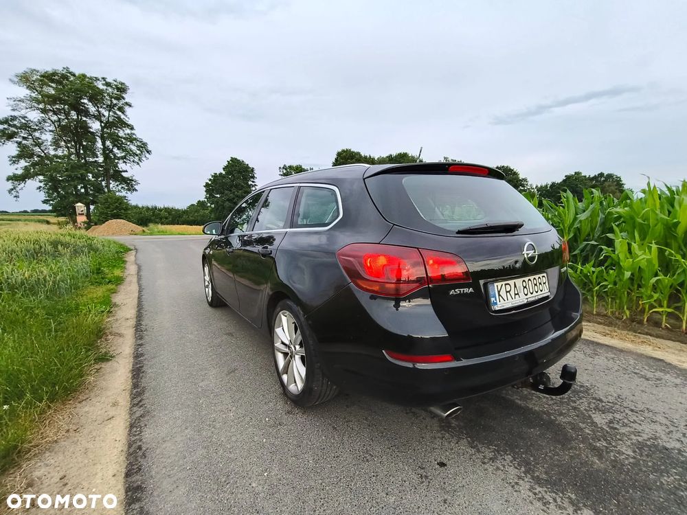 Opel Astra 1.4 Turbo - 4