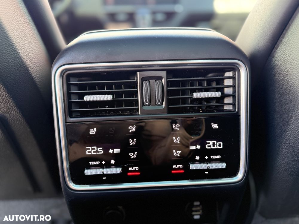 Porsche Cayenne - 19