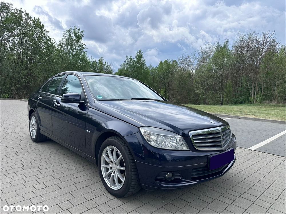 Mercedes-Benz Klasa C 180 Kompressor BlueEFFICIENCY Elegance - 4