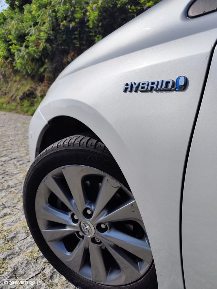 Toyota Auris 1.8 HSD Comfort - 2