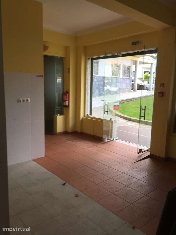 Arredamento Espaço Comercial Linda-a-velha - Grande imagem: 4/6