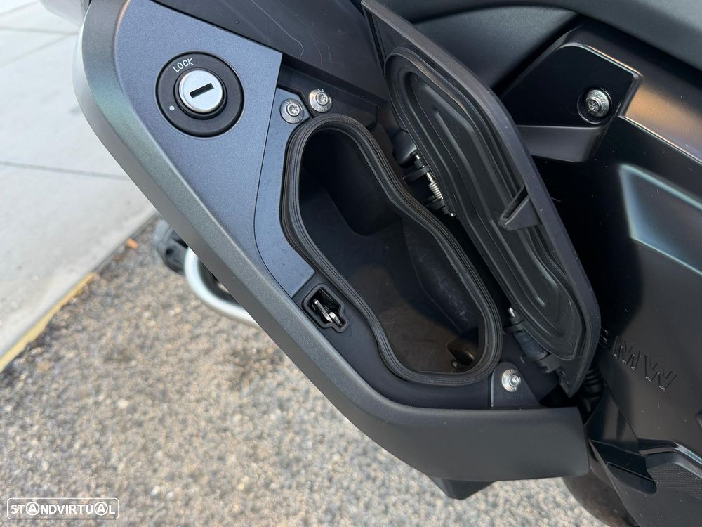 BMW K 1600 GT - 12