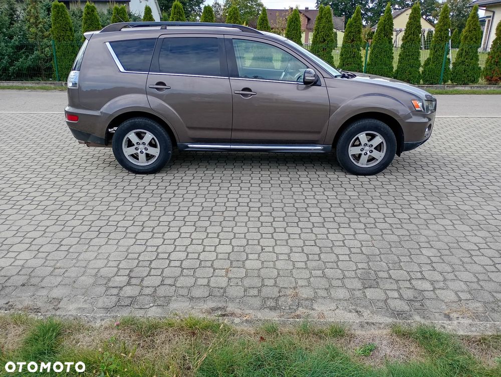 Mitsubishi Outlander 2.0 Intense + 2WD EU5 CVT - 5