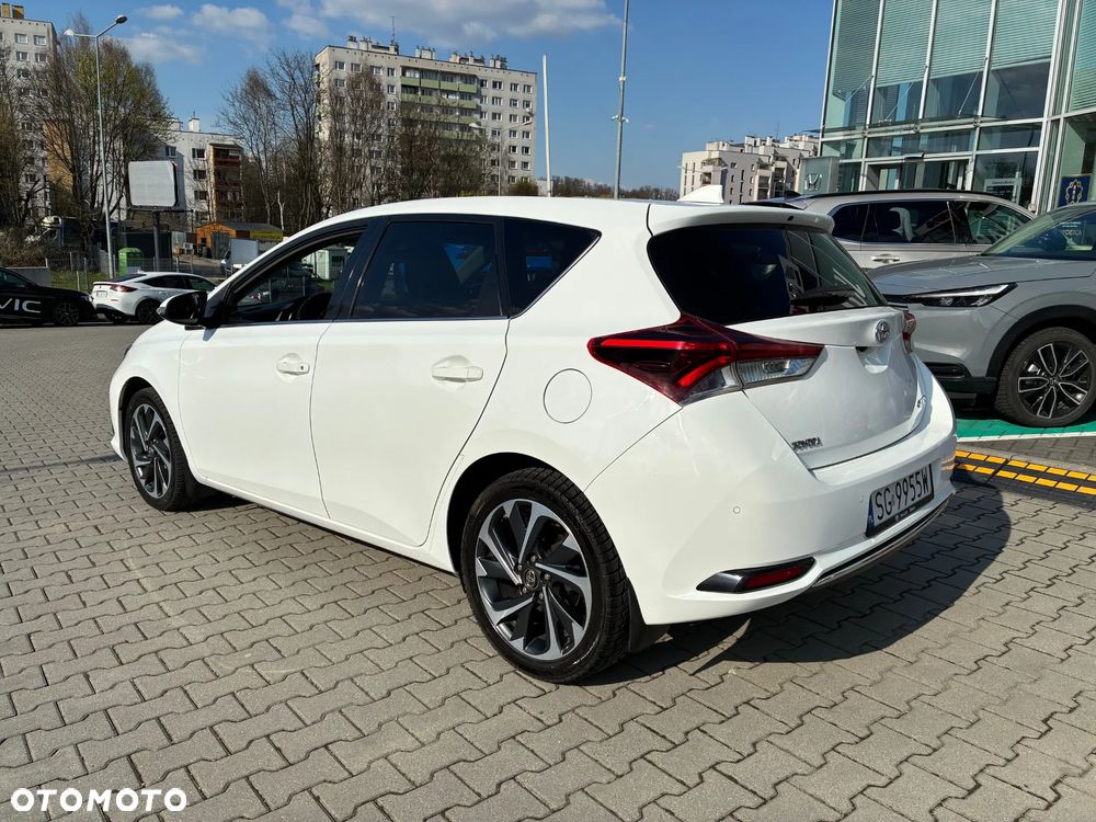 Toyota Auris 1.6 Comfort - 10