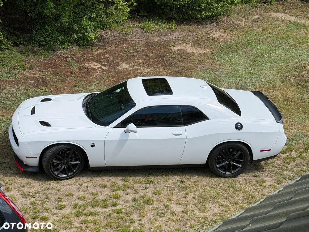 Dodge Challenger 6.4 Scat Pack - 1