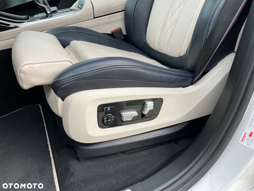 BMW X7 2020