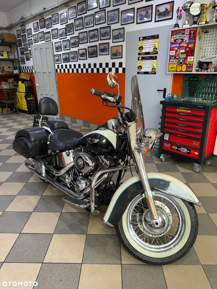 Harley-Davidson Softail Deluxe - 11