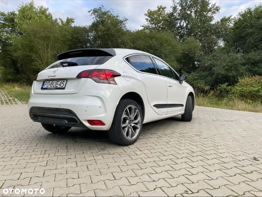 Citroën DS4 1.6 THP Pure Pearl - 2