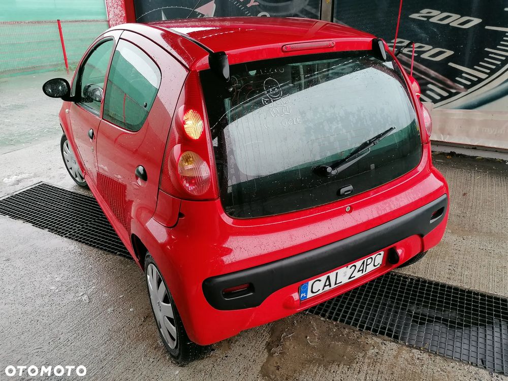 Peugeot 107 1.0 Trendy - 10