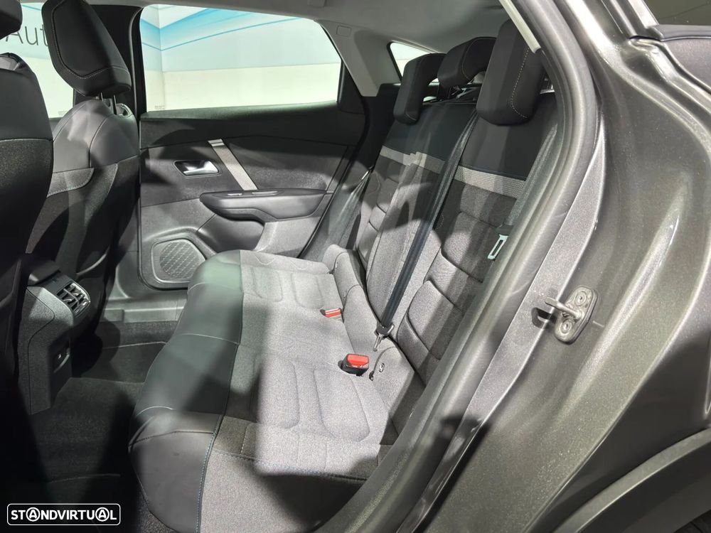 Citroën C4 1.2 PureTech Plus - 10