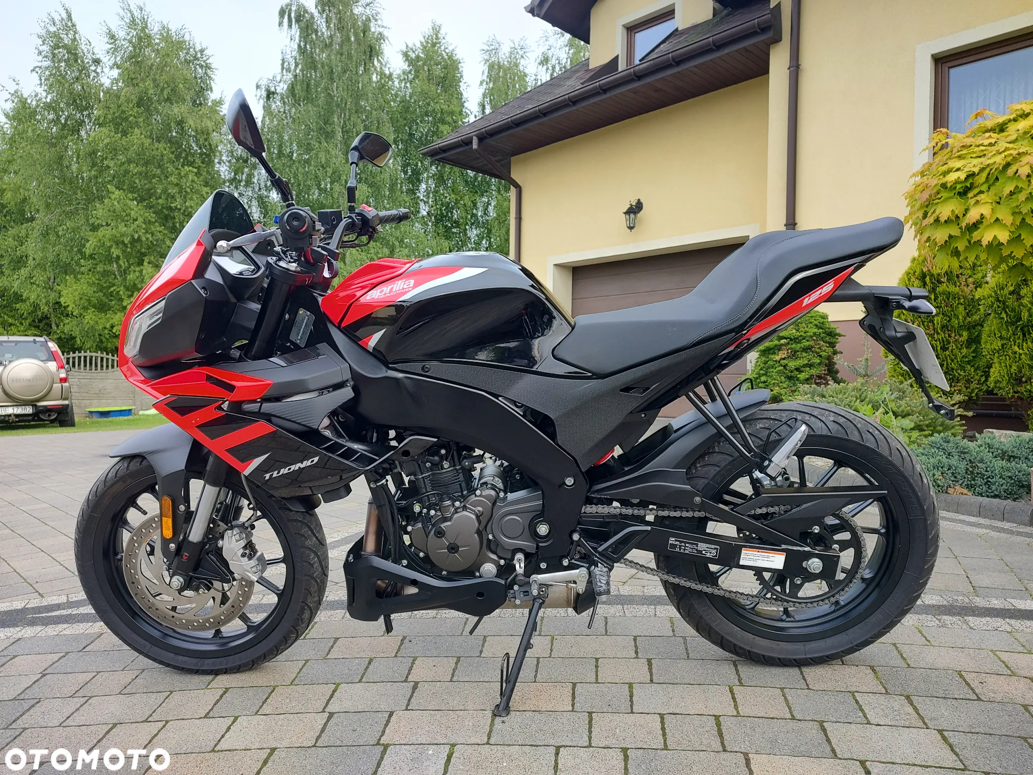 Aprilia Tuono - 2