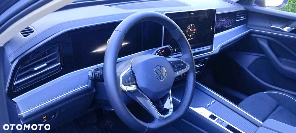 Volkswagen Passat - 18