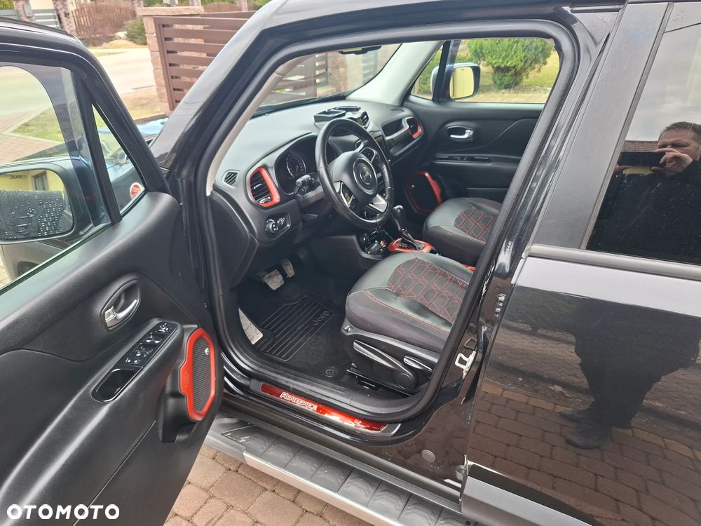 Jeep Renegade 2.0 MultiJet Active Drive Low Automatik Trailhawk - 8