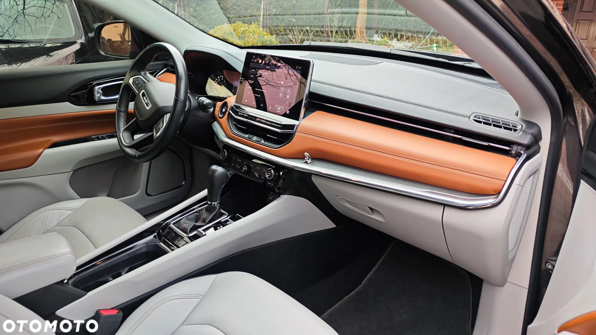 Jeep Compass - 8