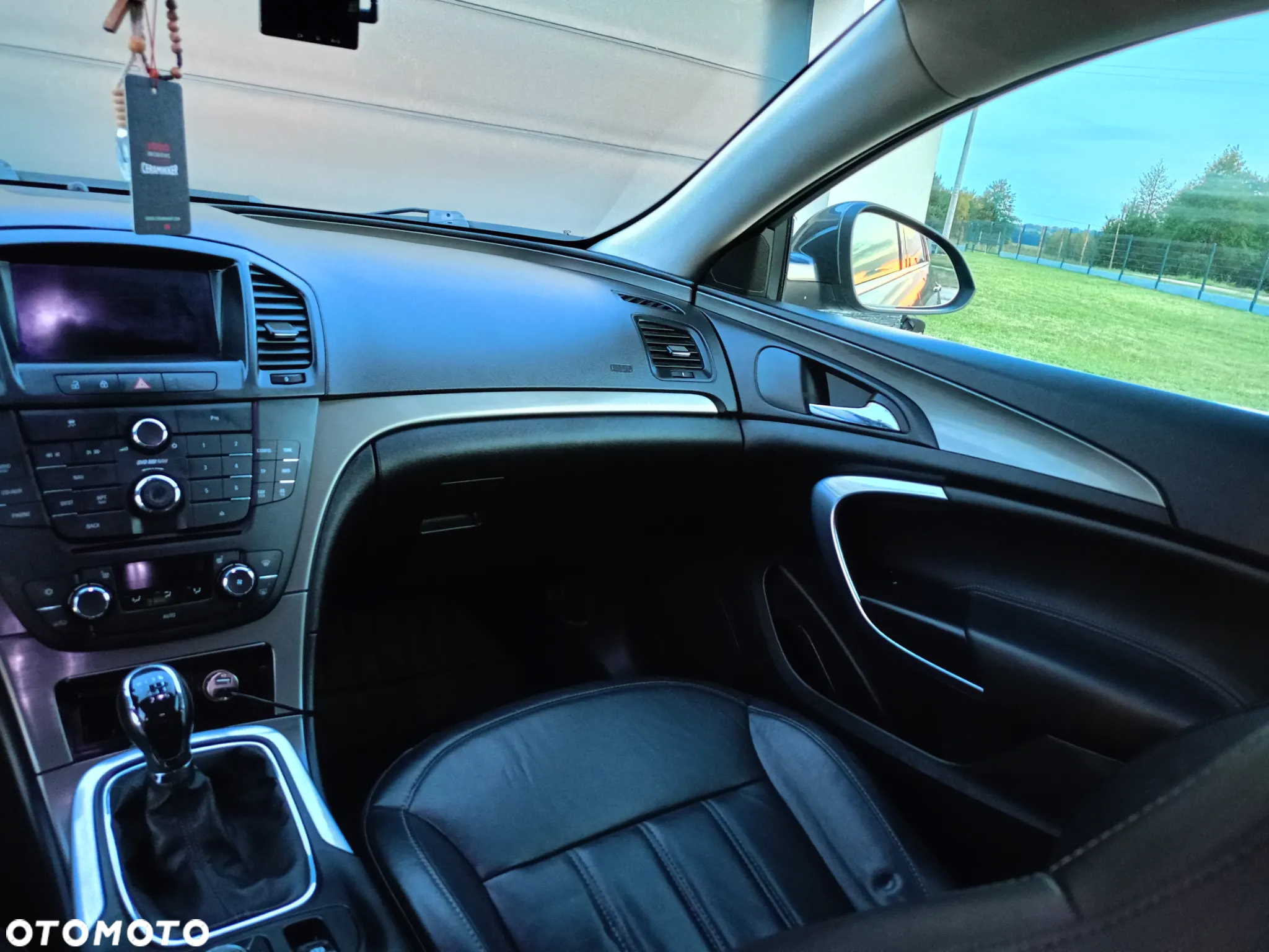Opel Insignia 2.0 CDTI - 11