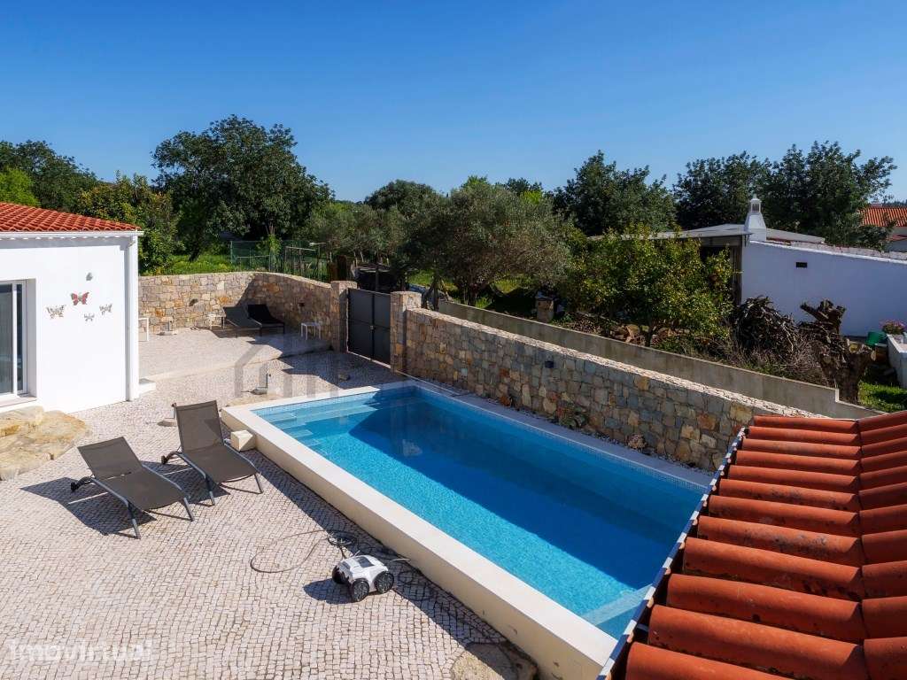 Moradia T3+1 com Piscina e Anexo Independente - Grande imagem: 2/48