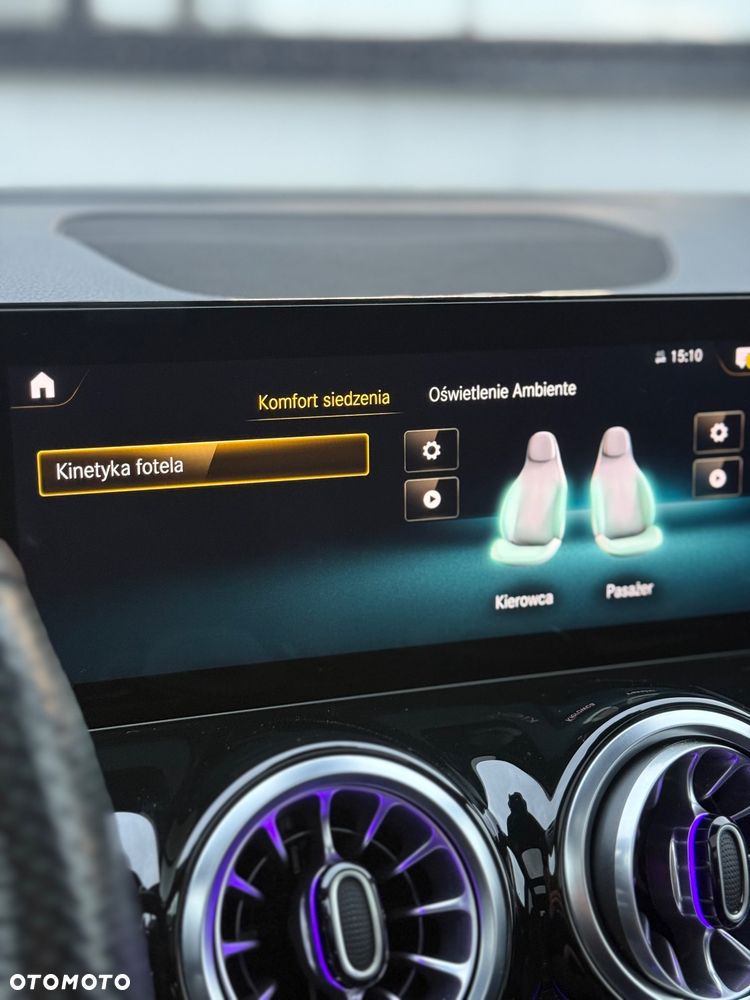 Mercedes-Benz GLB 220 d 4Matic 8G-DCT AMG Line - 30