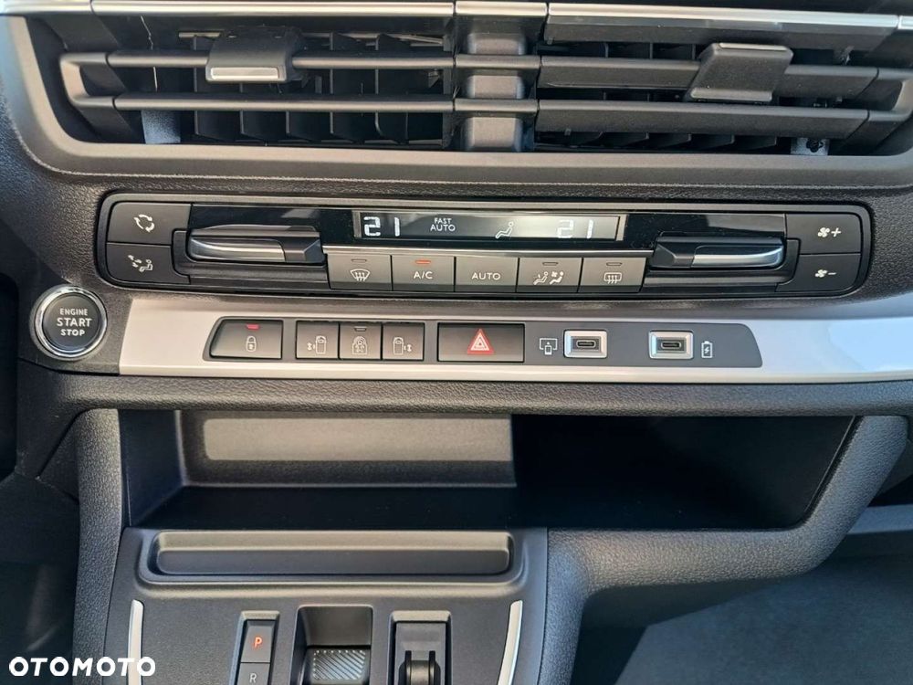 Opel Zafira - 16