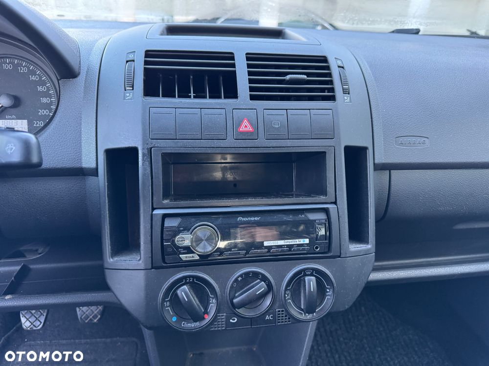 Volkswagen Polo 1.2 12V Trendline - 11