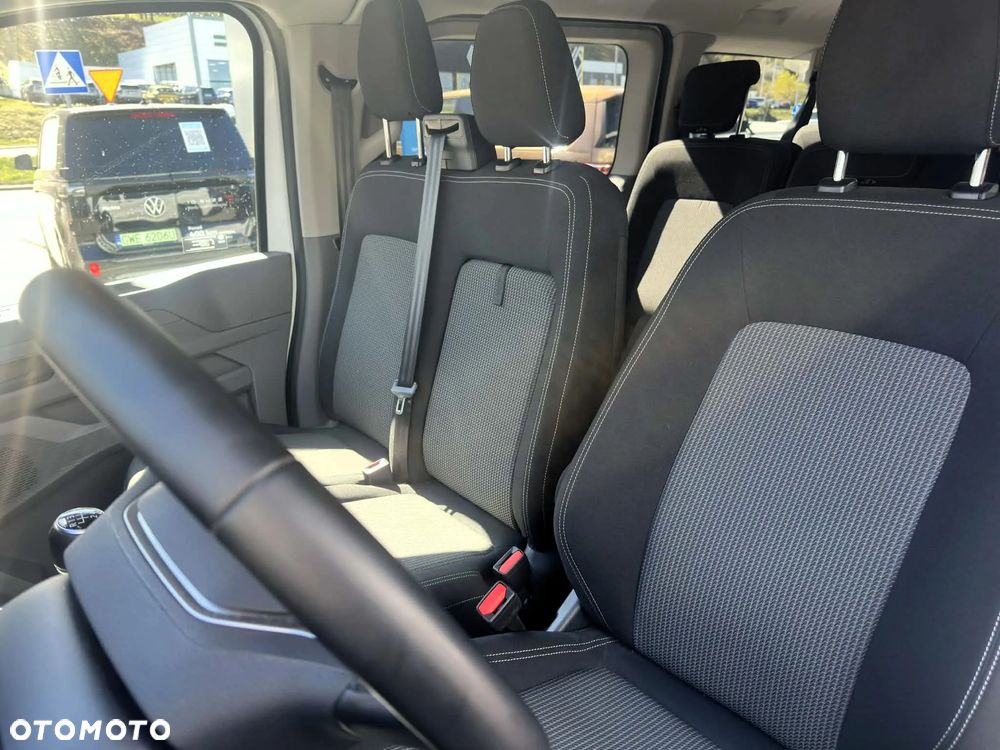 Volkswagen Caravelle - 14