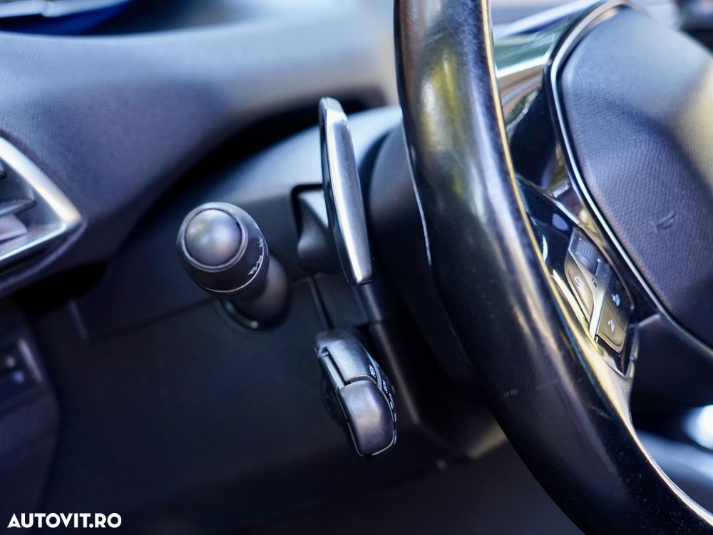 Peugeot 3008 BlueHDi 120 Stop & Start EAT6 Active Business-Paket - 18