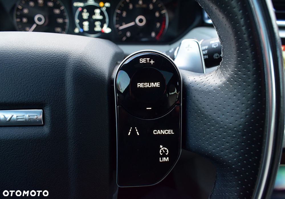 Land Rover Range Rover Velar P250 R-Dynamic S - 12