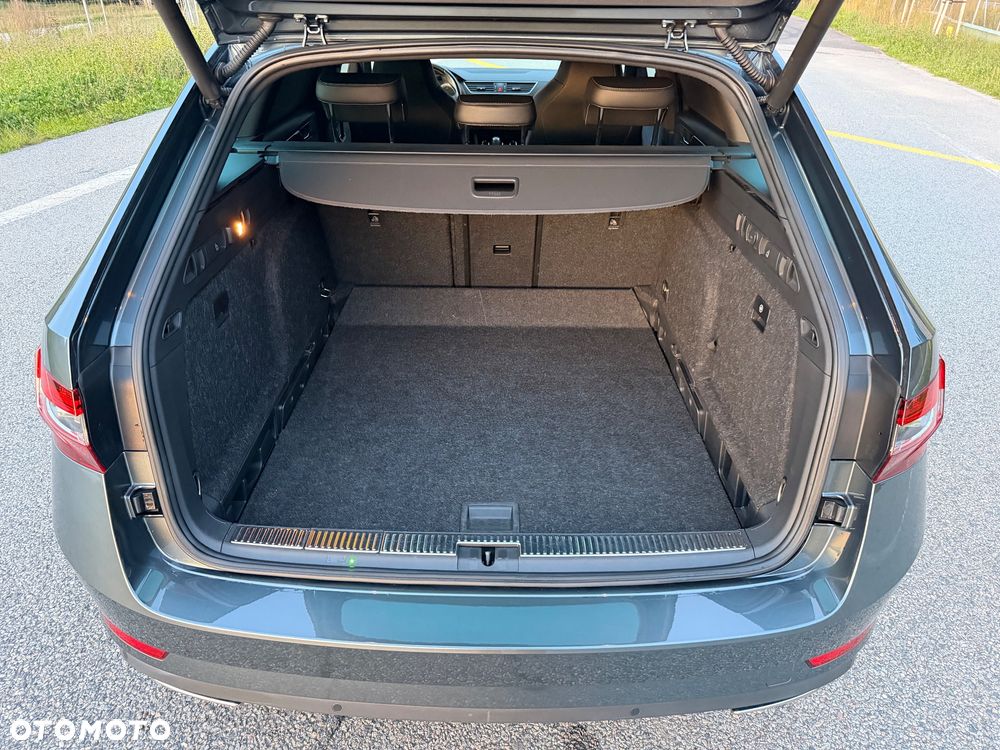 Skoda Superb 2.0 TSI 4x4 Sportline DSG - 26