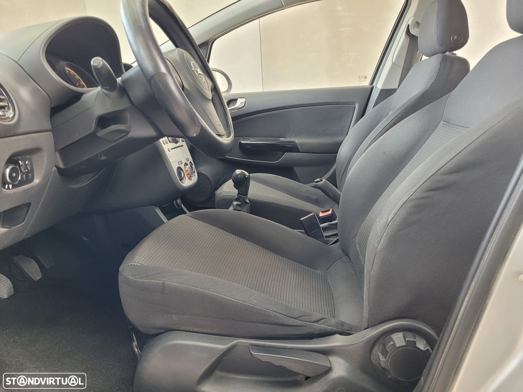 Opel Corsa 1.2 Cosmo - 7