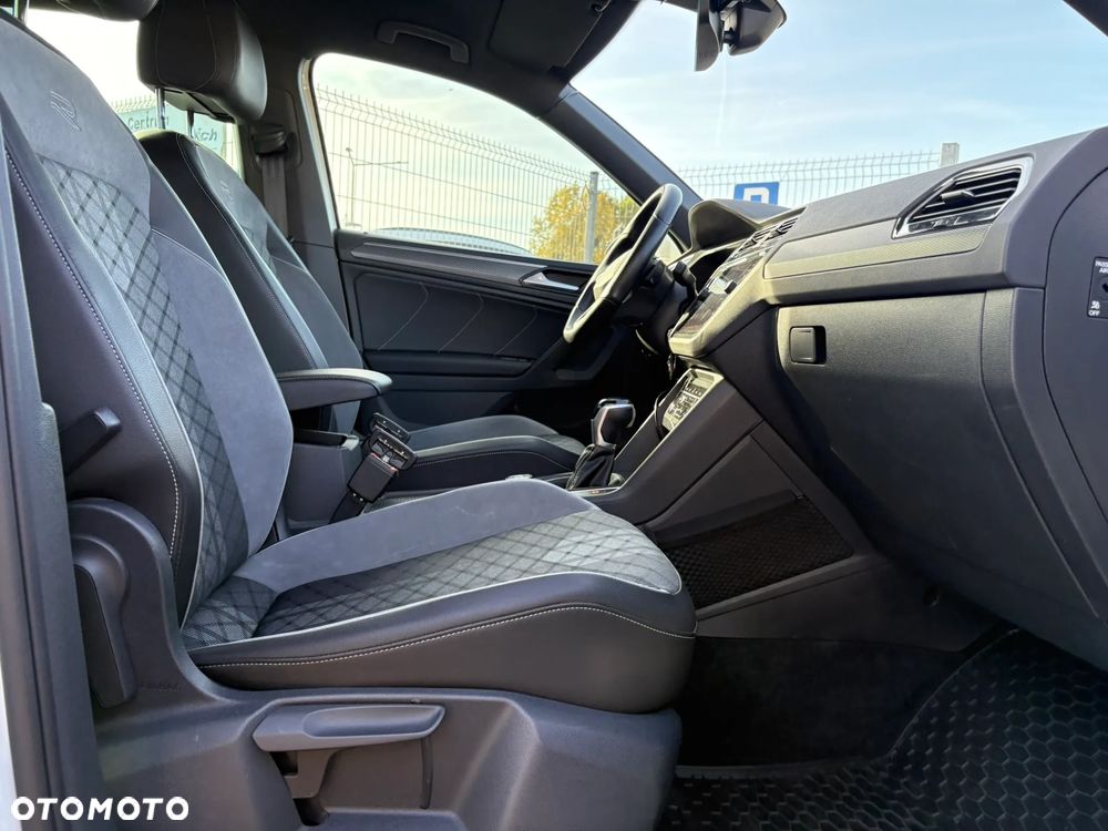 Volkswagen Tiguan 2.0 TSI 4Mot R-Line DSG - 25