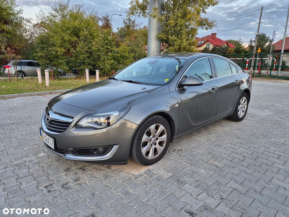 Opel Insignia - 1