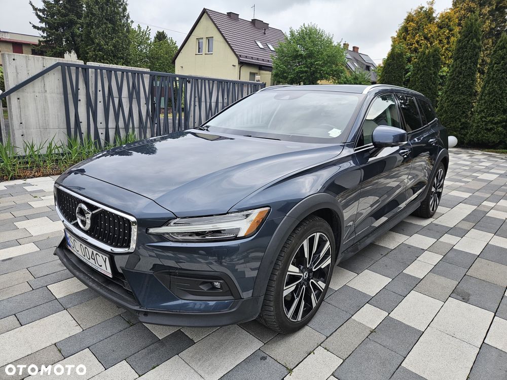 Volvo V60 T5 AWD Geartronic Momentum - 1