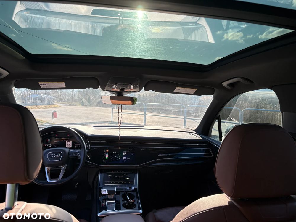 Audi Q7 - 11