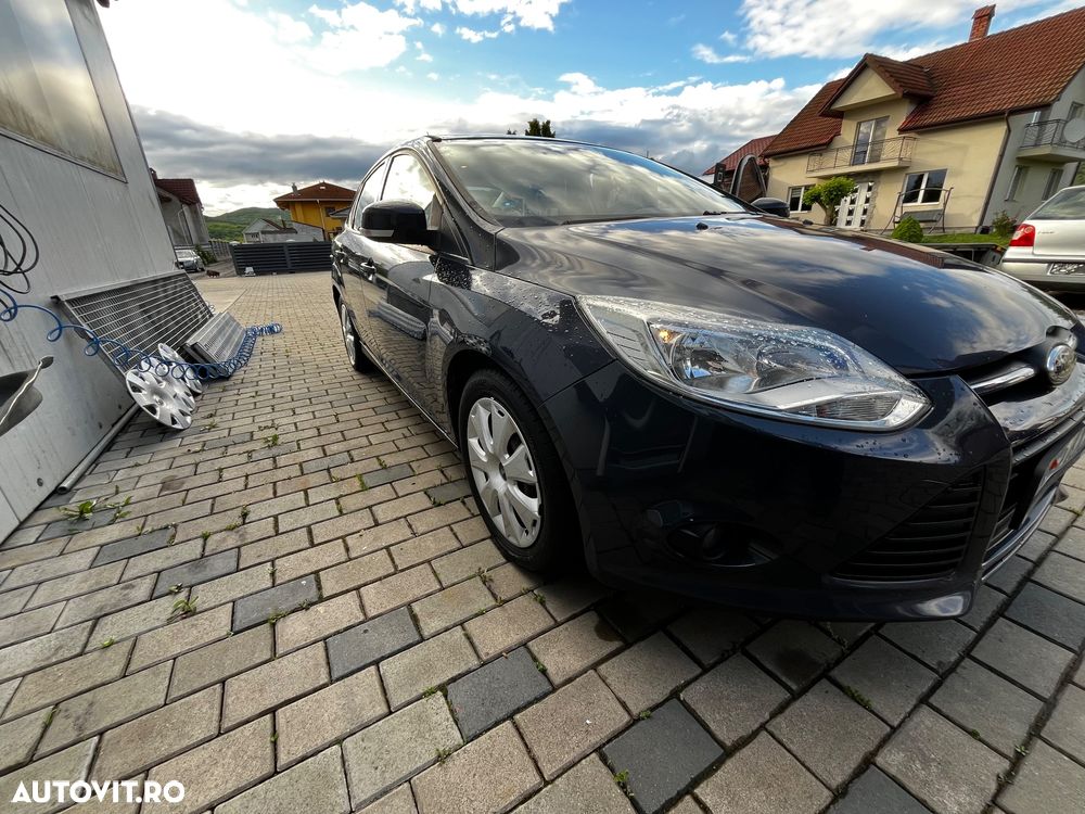 Ford Focus 1.0 EcoBoost Start Stop Trend - 9