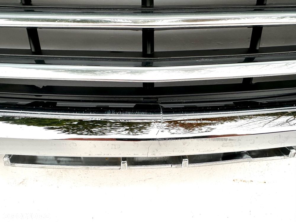 LANCIA VOYAGER 2011 - 2017 ATRAPA GRILL CHROM LOGO ZDERZAK ORYGINAŁ OE - 13