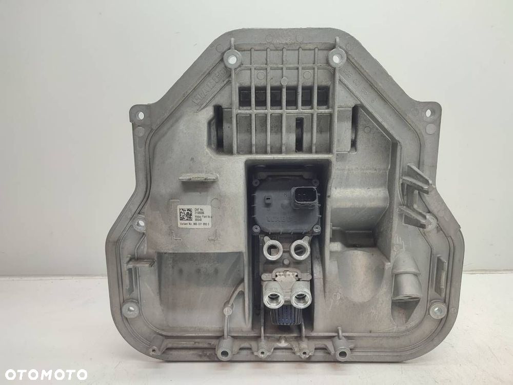 PEDAŁ PŁYTA ZAWÓR HAMULCA 2106686 DAF XF 106 EUROPA EURO 6 - 4