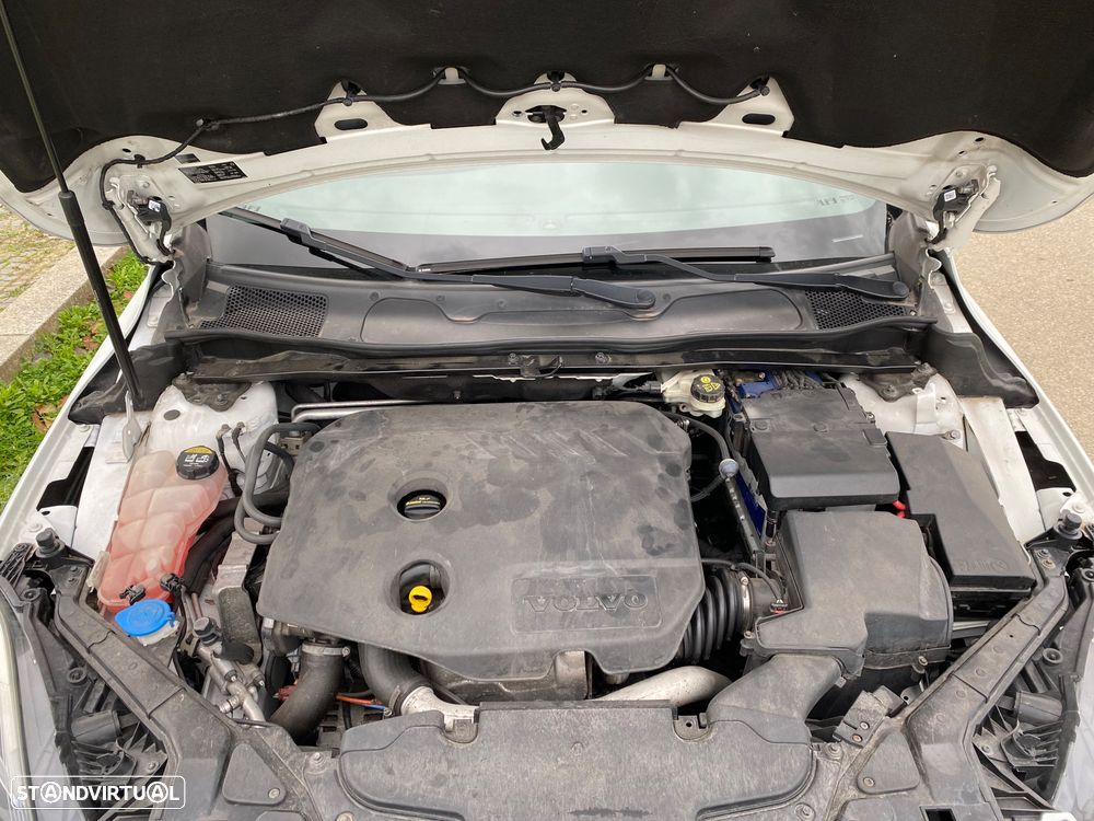 Volvo V40 1.6 D2 R-Design - 12