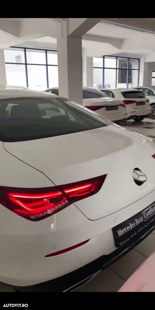 Mercedes-Benz CLA - 12