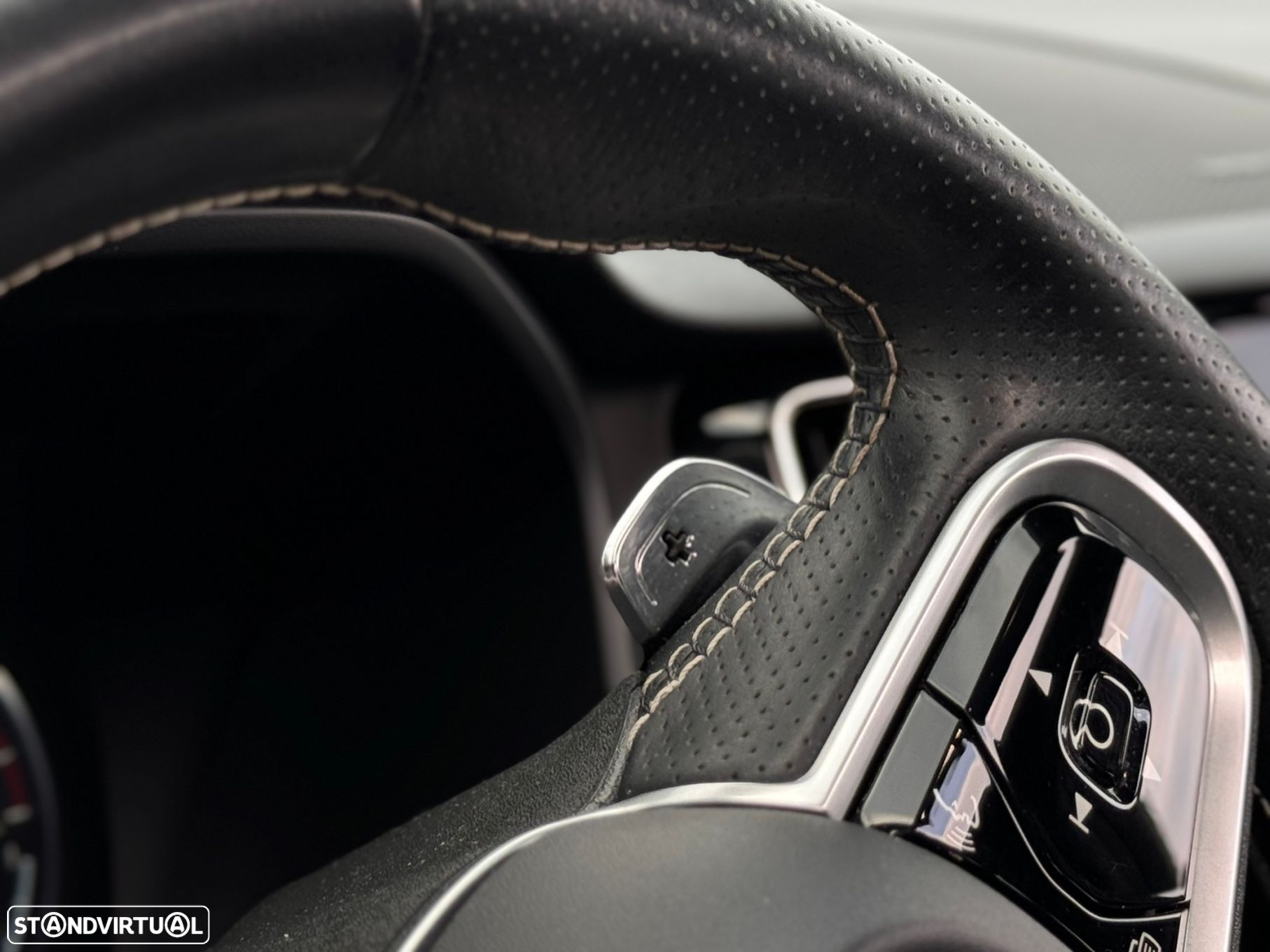 Volvo XC 60 2.0 T8 PHEV R-Design Expression AWD - 25